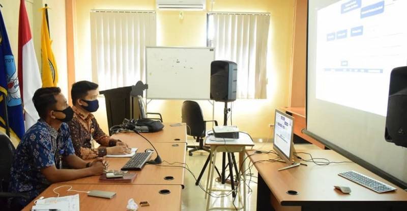 Video Conference Bimbingan Teknis Aplikasi Rencana Kerja dan Anggaran Sekolah (ARKAS)